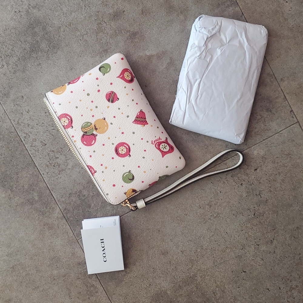 nwot coach ornaments wristlet